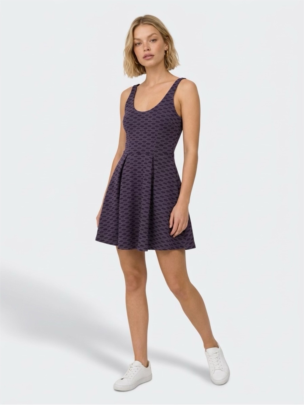 LIKELY SIZE 0 Sleeveless Purple Scoop-Neck Fit & Flare Dress NWOT